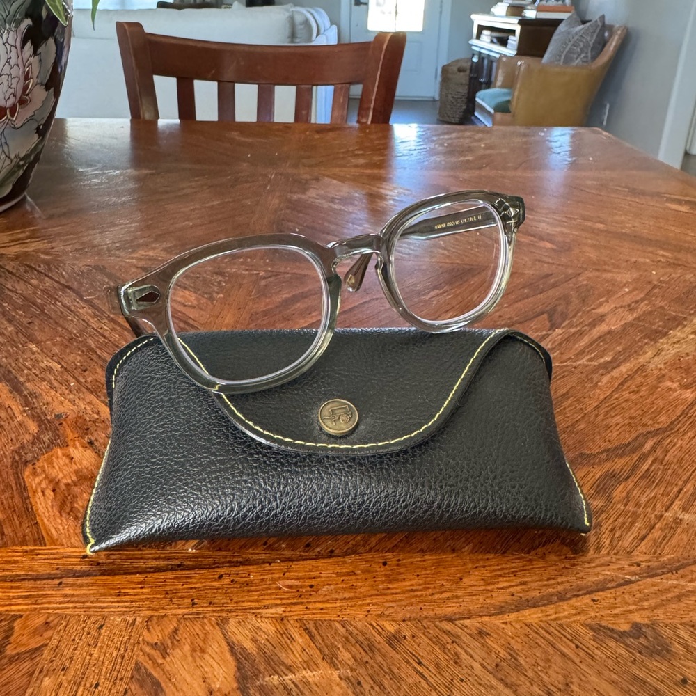 MOSCOT Green/Clear Glasses with Black Case